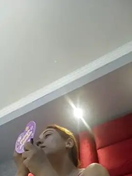 VictoriaFerro online show from 12/14/25, 12:32