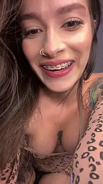 Snapshot of alysa_g_ chatting on 10/22/25, 10:53 alysa g online show from 10/22/25, 10:53