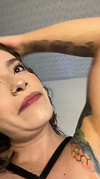 Snapshot of alysa_g_ chatting on 12/02/25, 09:32 alysa g online show from 12/02/25, 09:32