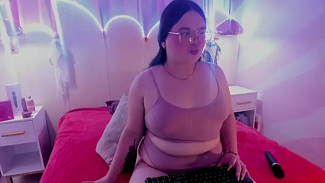 Lushi Love online show from 10/15/25, 05:13