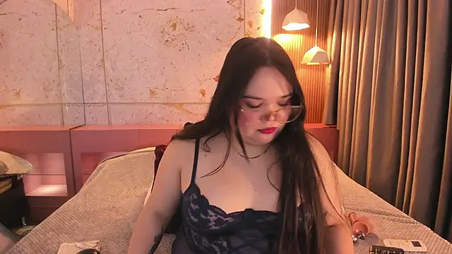 Lushi Love online show from 01/11/26, 01:10