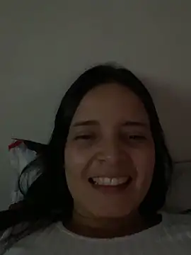 Mia jhoonson online show from 02/15/26, 10:17