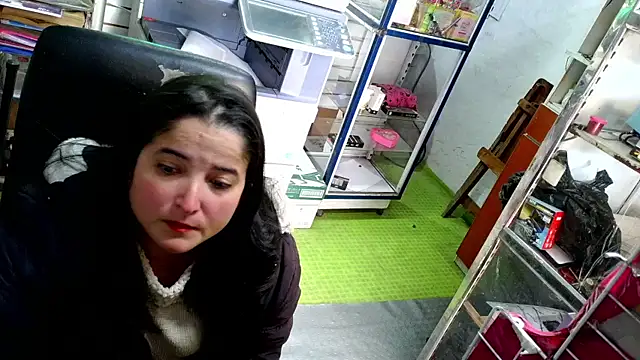 Ainaraazul online show from 09/08/25, 08:41