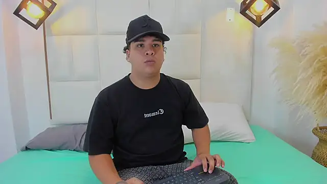 Naim Bennetsex online show from 09/22/25, 09:06