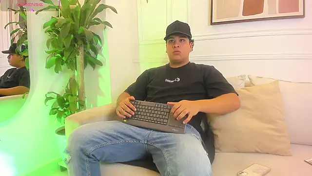 Naim Bennetsex online show from 09/25/25, 06:33