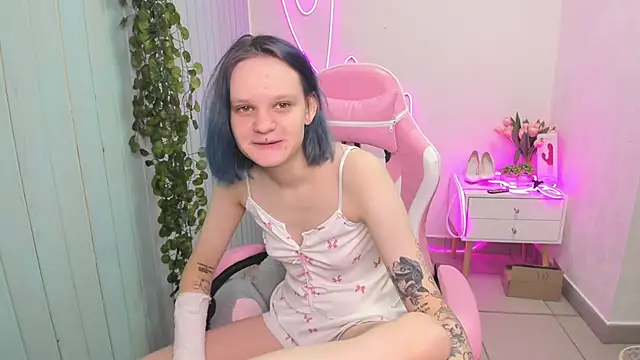 Elieiza xo online show from 11/09/25, 09:07