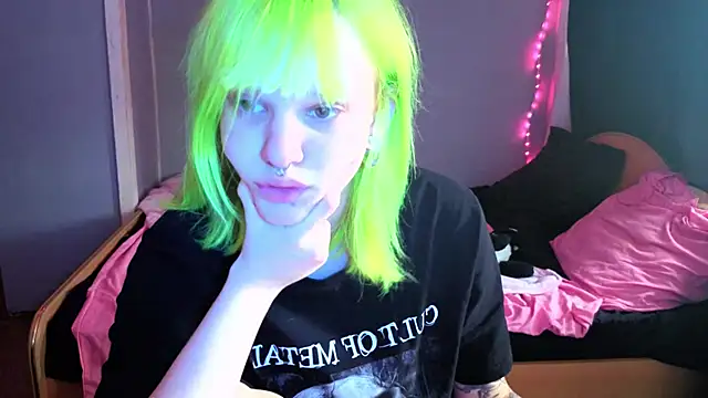 Elieiza xo online show from 04/24/26, 09:23