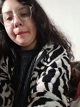 Snapshot of marmary84 chatting on 07/04/26, 01:28 marmary84 online show from 07/04/26, 01:28
