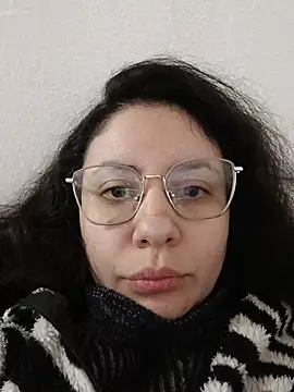 Snapshot of marmary84 chatting on 07/12/26, 04:31 marmary84 online show from 07/12/26, 04:31