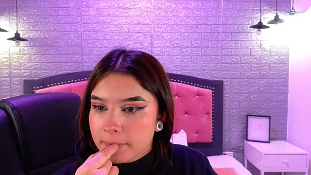 Natalie loffreda online show from 09/24/25, 02:48