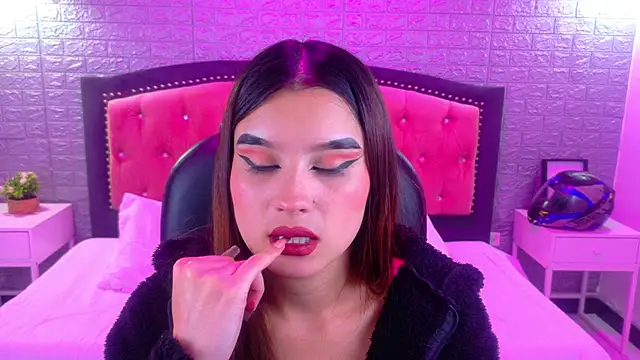 Natalie loffreda online show from 01/09/26, 03:09