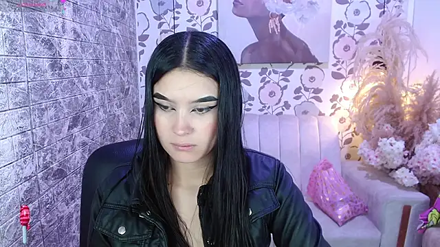 Natalie loffreda online show from 02/13/26, 07:32