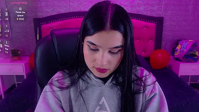 Natalie loffreda online show from 03/07/26, 03:14