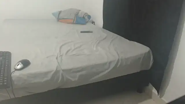 Dan jonson15 online show from 10/24/25, 04:58