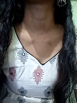 Snapshot of Telugu___Sexygirl___Naidu chatting on 05/05/26, 04:42 Telugu Sexygirl Naidu online show from 05/05/26, 04:42