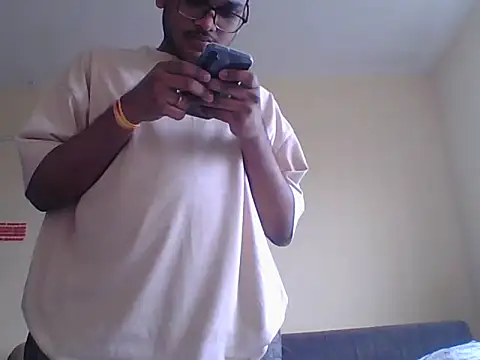 dream32222 online show from 09/24/25, 09:01