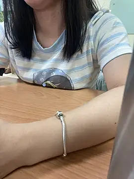 Snapshot of -NhaKy22 chatting on 07/16/26, 12:49 -NhaKy22 online show from 07/16/26, 12:49