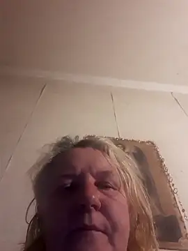 LoveCupid5451 online show from 10/21/25, 08:04