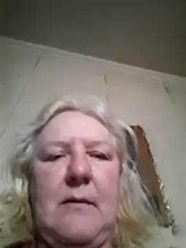 LoveCupid5451 online show from 11/17/25, 09:37