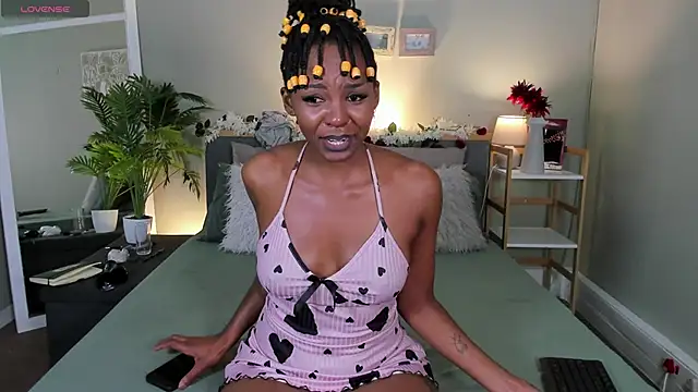 HotStellaaa online show from 04/21/26, 01:42