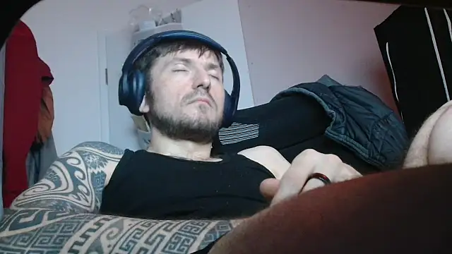 th1  online show from 04/14/26, 12:27