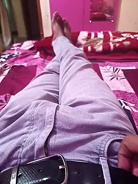 Alimbaby online show from 10/26/25, 10:54