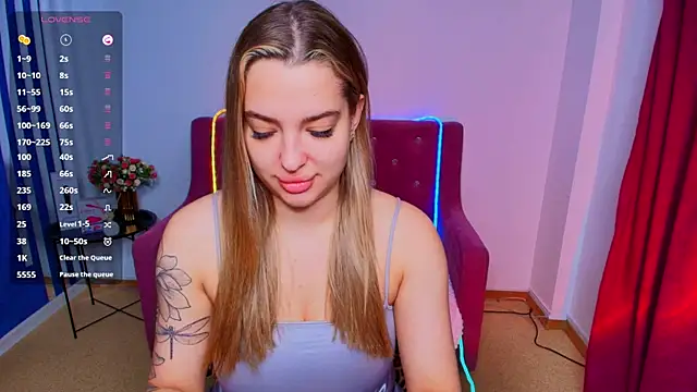 Emma  Ross online show from 04/14/26, 02:28