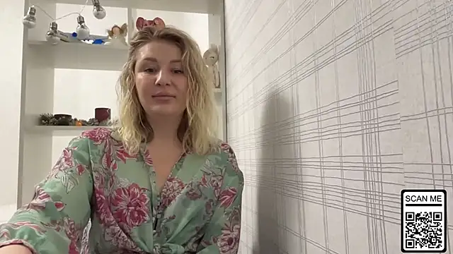 Blondie xoxoxo online show from 12/18/25, 07:14