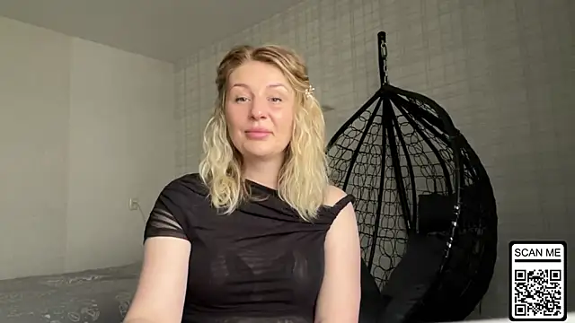 Blondie xoxoxo online show from 04/21/26, 09:15