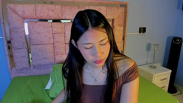 LICKY LOV online show from 11/15/25, 03:15