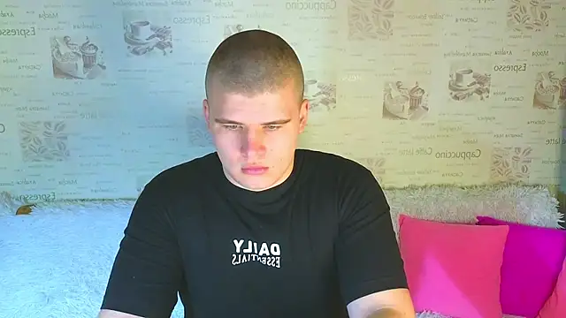 kittenmurr online show from 09/18/25, 09:28