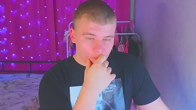 kittenmurr online show from 02/22/26, 09:13