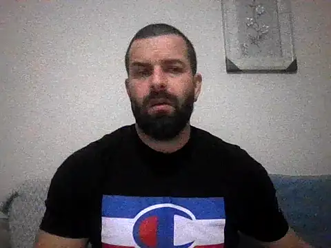 Snapshot of kean2365 chatting on 02/02/26, 10:52 kean2365 online show from 02/02/26, 10:52