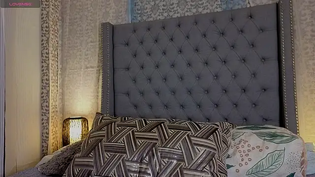 Abby roussee online show from 11/02/25, 04:31