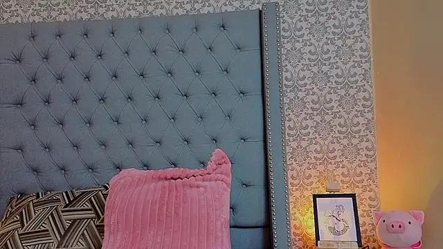 Abby roussee online show from 02/05/26, 09:30