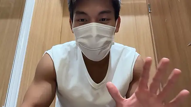 masucle216 online show from 12/19/25, 02:35