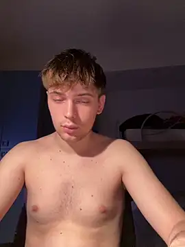 Snapshot of Fappatore_Nato05 chatting on 09/30/25, 09:20 Fappatore Nato05 online show from 09/30/25, 09:20