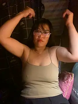 Snapshot of sexybaby_00 chatting on 09/19/25, 12:06 sexybaby 00 online show from 09/19/25, 12:06