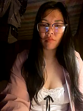 Snapshot of sexybaby_00 chatting on 09/28/25, 12:05 sexybaby 00 online show from 09/28/25, 12:05