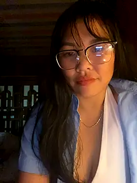 Snapshot of sexybaby_00 chatting on 10/04/25, 03:48 sexybaby 00 online show from 10/04/25, 03:48