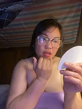 Snapshot of sexybaby_00 chatting on 10/08/25, 04:10 sexybaby 00 online show from 10/08/25, 04:10