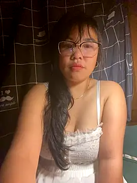 Snapshot of sexybaby_00 chatting on 10/11/25, 08:40 sexybaby 00 online show from 10/11/25, 08:40