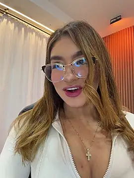 jenn fit online show from 05/06/26, 02:19