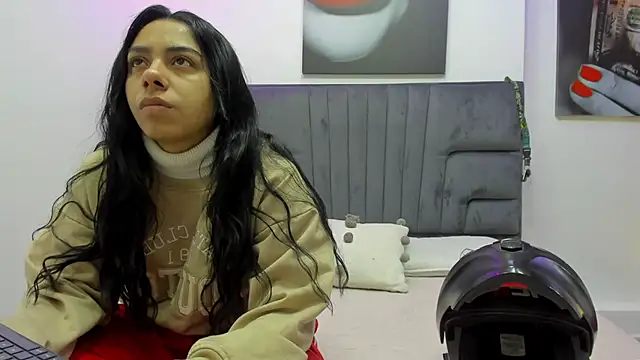 violet and myers online show from 10/10/25, 11:31