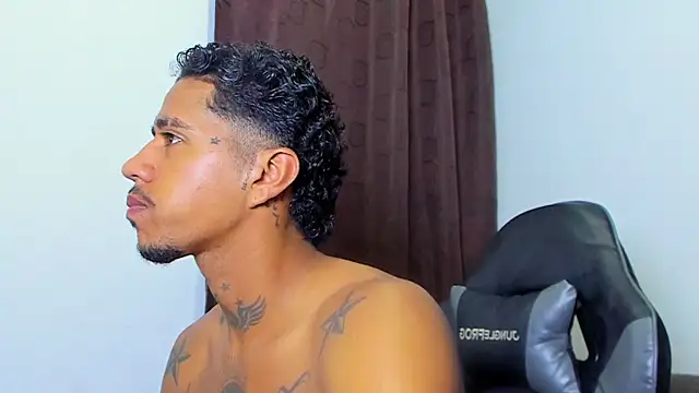 violet and myers online show from 04/10/26, 07:18