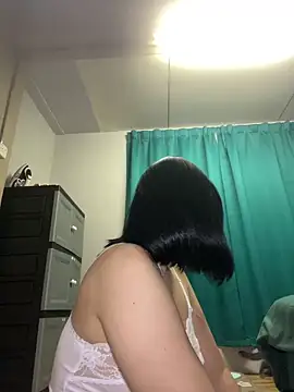 melyiaaa online show from 04/21/26, 02:34