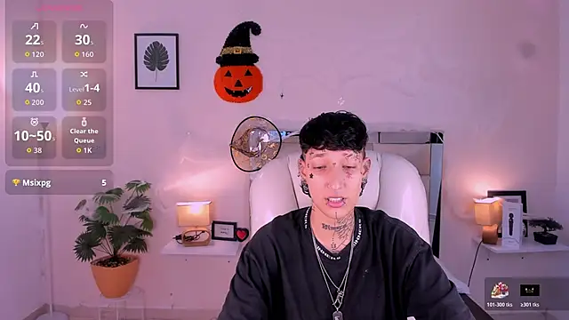 Luci Rose online show from 10/24/25, 02:19