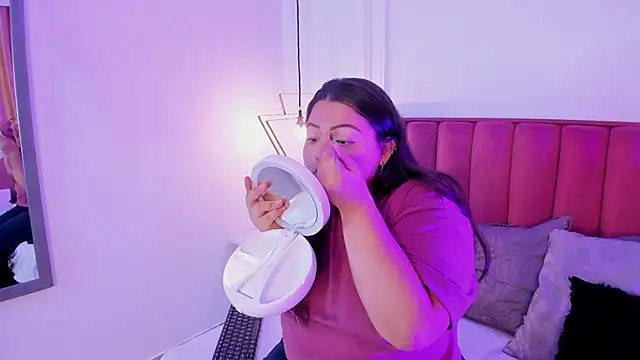 Snapshot of Tessa_Sinclaire chatting on 09/16/25, 08:10 Tessa Sinclaire online show from 09/16/25, 08:10