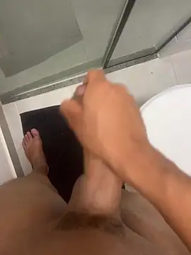 Ccffffjjik online show from 11/13/25, 06:23