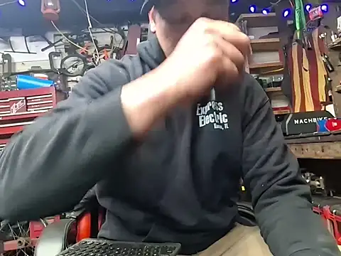 twistafatpipe online show from 03/03/26, 11:43